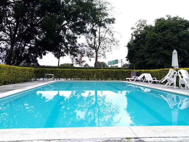 piscina Finca Hotel el Mesón